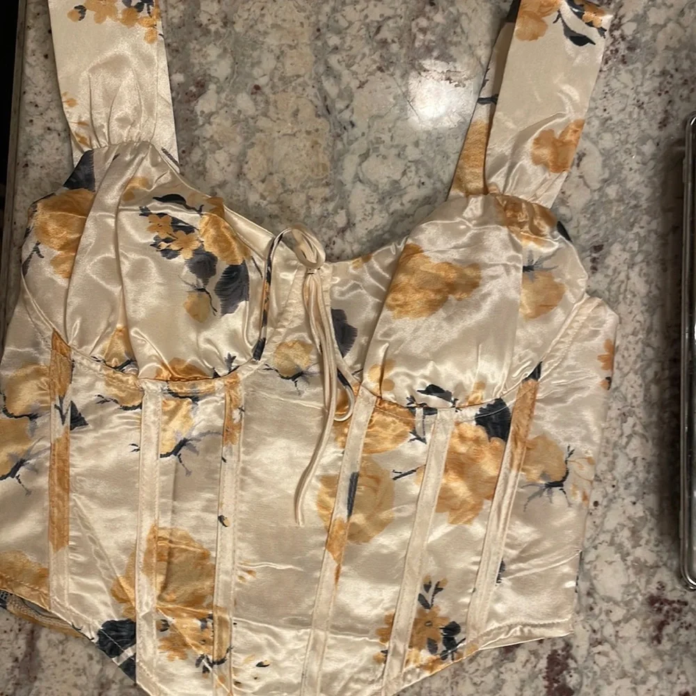 Shein flower corset top - Picture 1 of 1